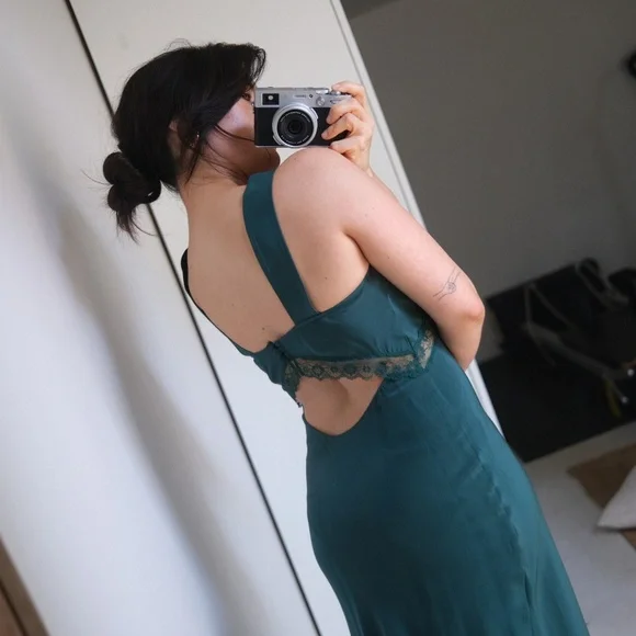 Reformation green silk and lace Provence dress - Picture 3 of 8